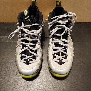 Nike Air Foamposite One.  Silver Volt Camo.  Sz: US 10.  Used - great condition